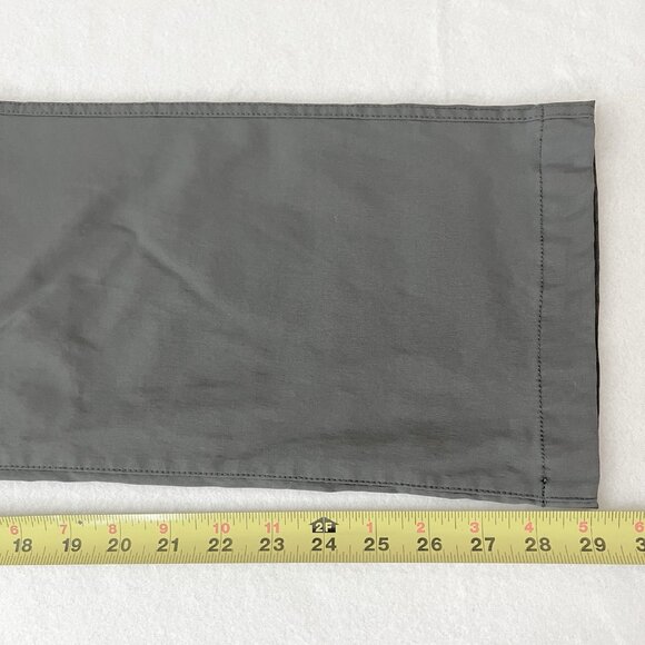 Eddie Bauer Men's Stretch Grey Tech Pants Size 32x30 Storm Repel Straight Leg - Picture 11 of 13